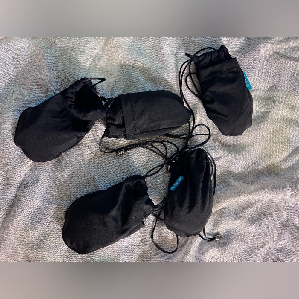5 unused Tieks shoe bags and reusable Tieks bags